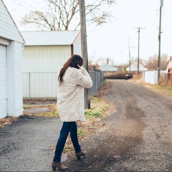 Forever 21 faux fur coat - S - Picture 6 of 7